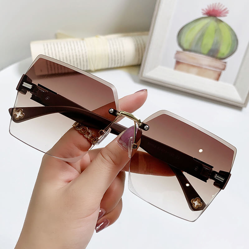 LOLITA - Trendy Sunglasses for Women (polarized)