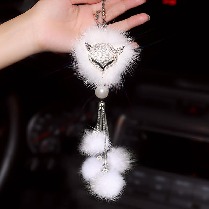 Glamour Car Pendant with White Faux Fur