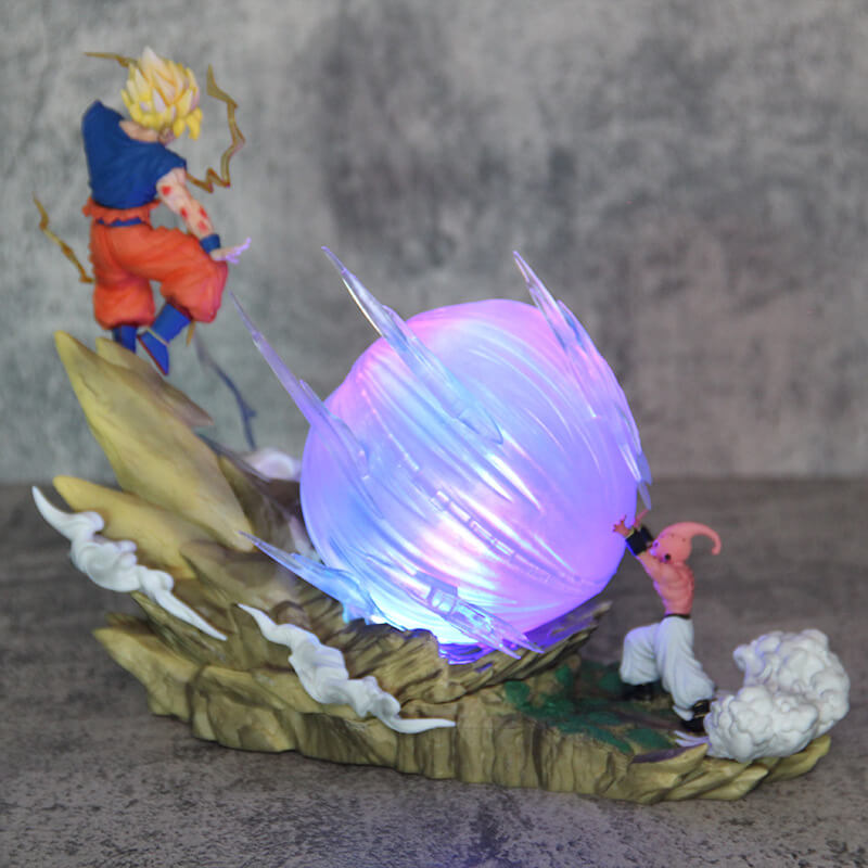 Son Goku vs. Majin Boo Fight Figure (8.3 inch / 21cm)